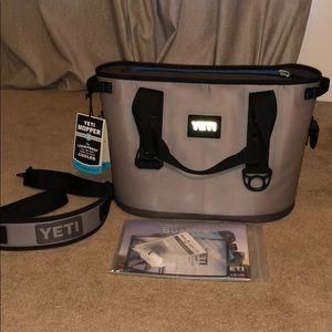 yeti zipper lubricant